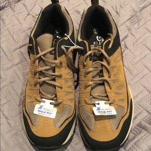 Skechers Wide Fit Memory Foam hikers